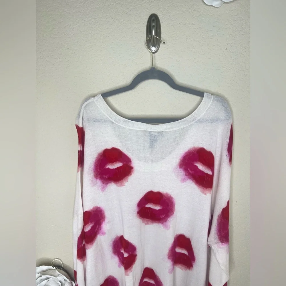 NTM: Lane Bryant Off White, Red & Pink Lipstick Lips Sweater Sz 26/28